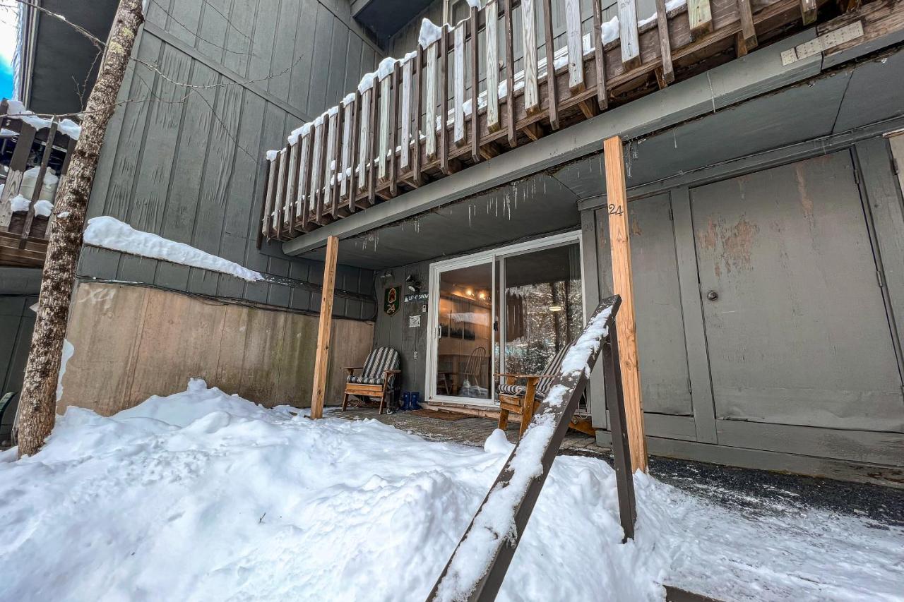 Runaway To Winhall Apartment Stratton Valley Exterior photo